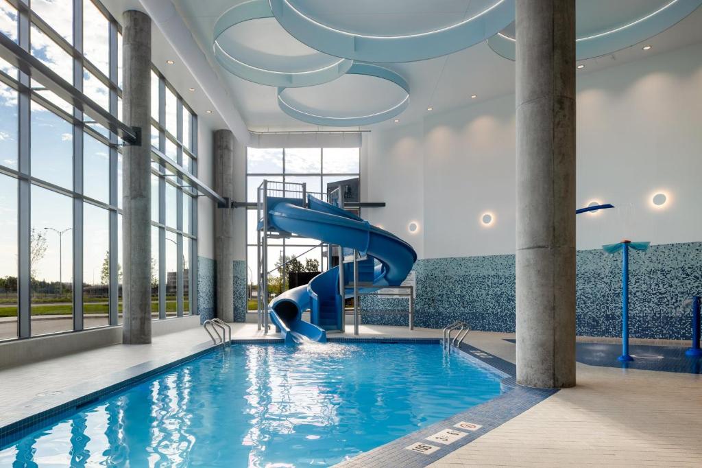 Holiday Inn Express Montreal Airport - St-Laurent by IHG - Resim 10