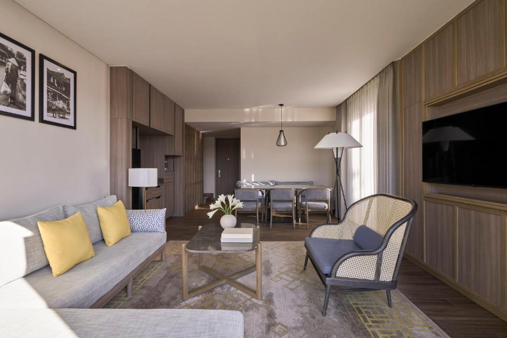 Moire Pool Villa