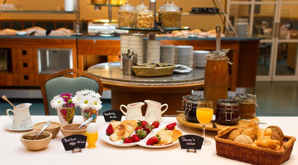 Adria Hotel Prague - Resim 16