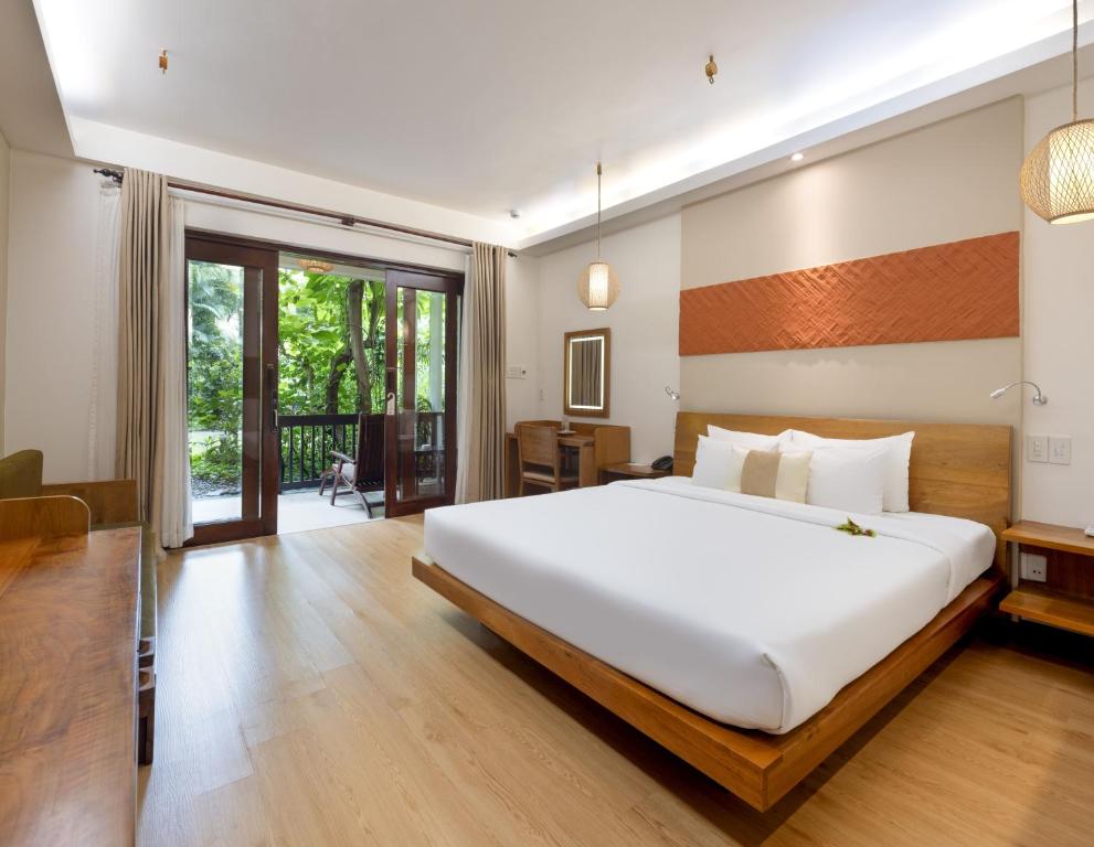 Nova Double or Twin Room with Private Balcony