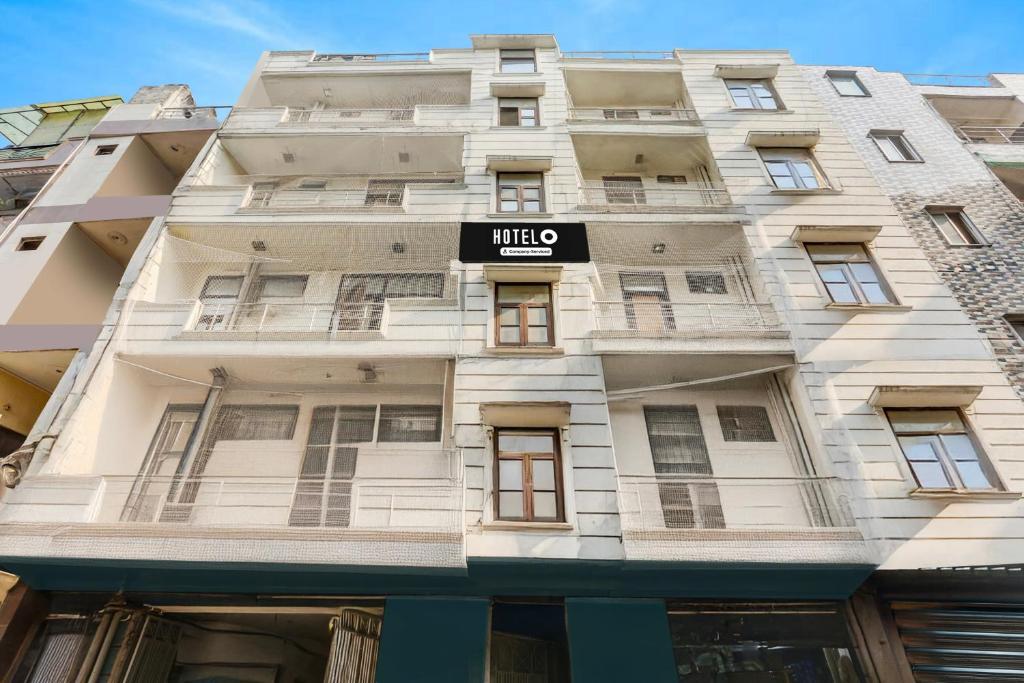 Το κτήριο όπου στεγάζεται  το ξενοδοχείο