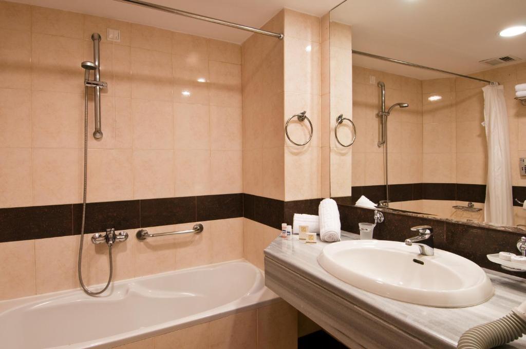 Kipriotis Panorama Hotel & Suites - Suite Ejecutiva