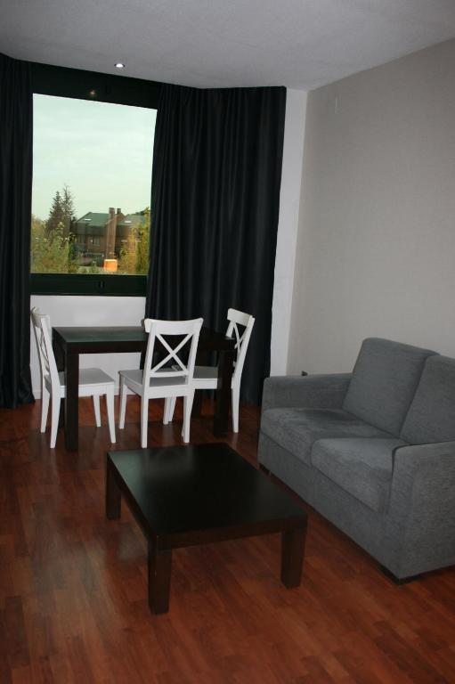 Posezení v ubytování Apartamentos TH Las Rozas