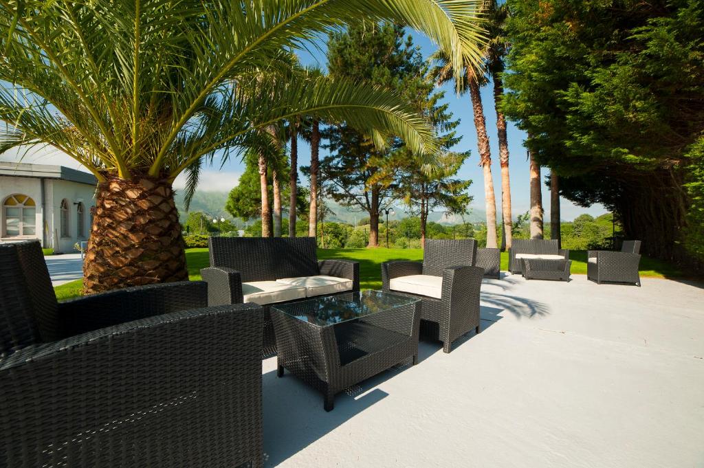 A garden outside Hotel La Palma de Llanes