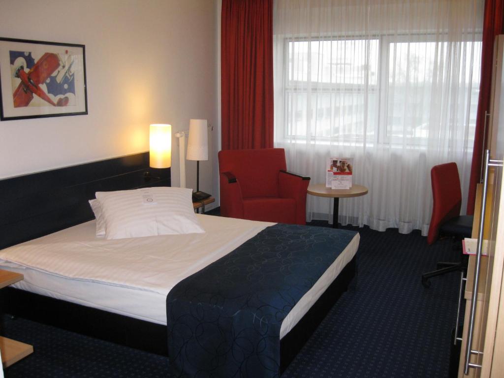 IntercityHotel Frankfurt Airport - Resim 18