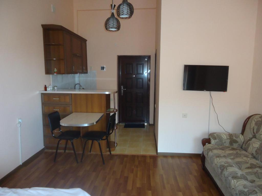 Anga Yerevan Apartments - Estudio