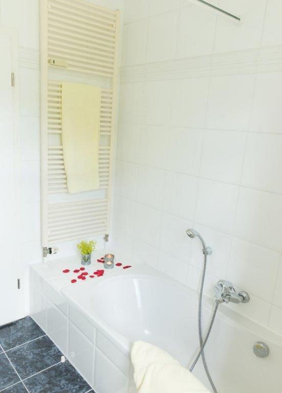 ausZEIT - Ihr Sibyllenbad Gästehaus - Apartment With Balcony