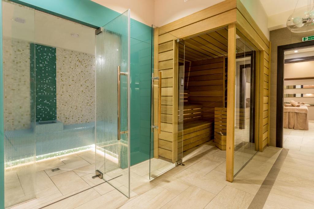 Koupelna v ubytování Splendid Conference & Spa Hotel – Adults Only