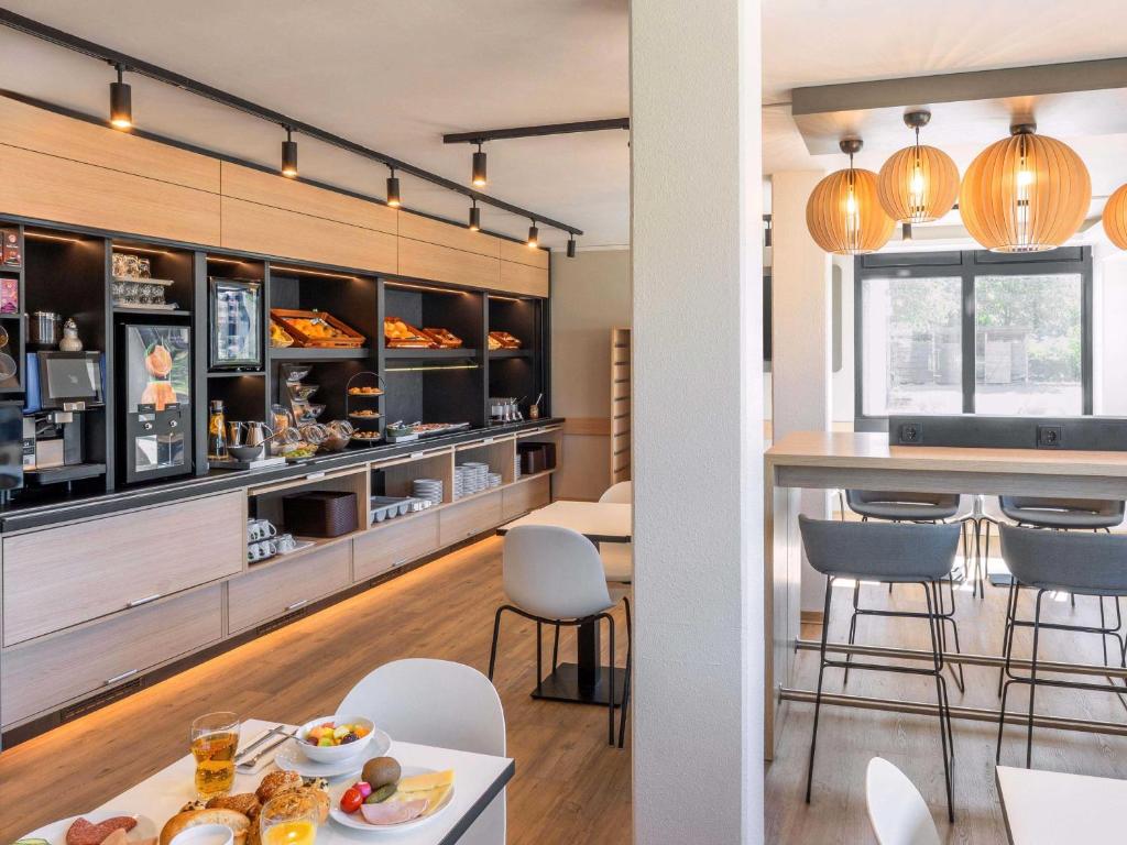 B&B HOTEL Hannover-Laatzen - Resim 3