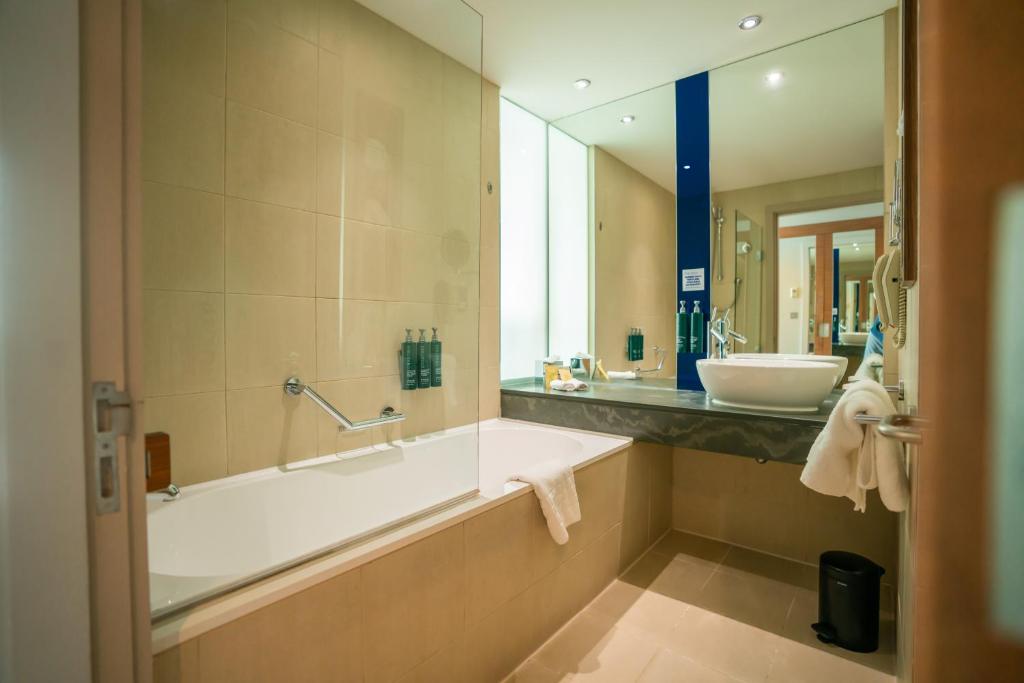 The Manchester Deansgate Hotel, by IHG - Resim 22