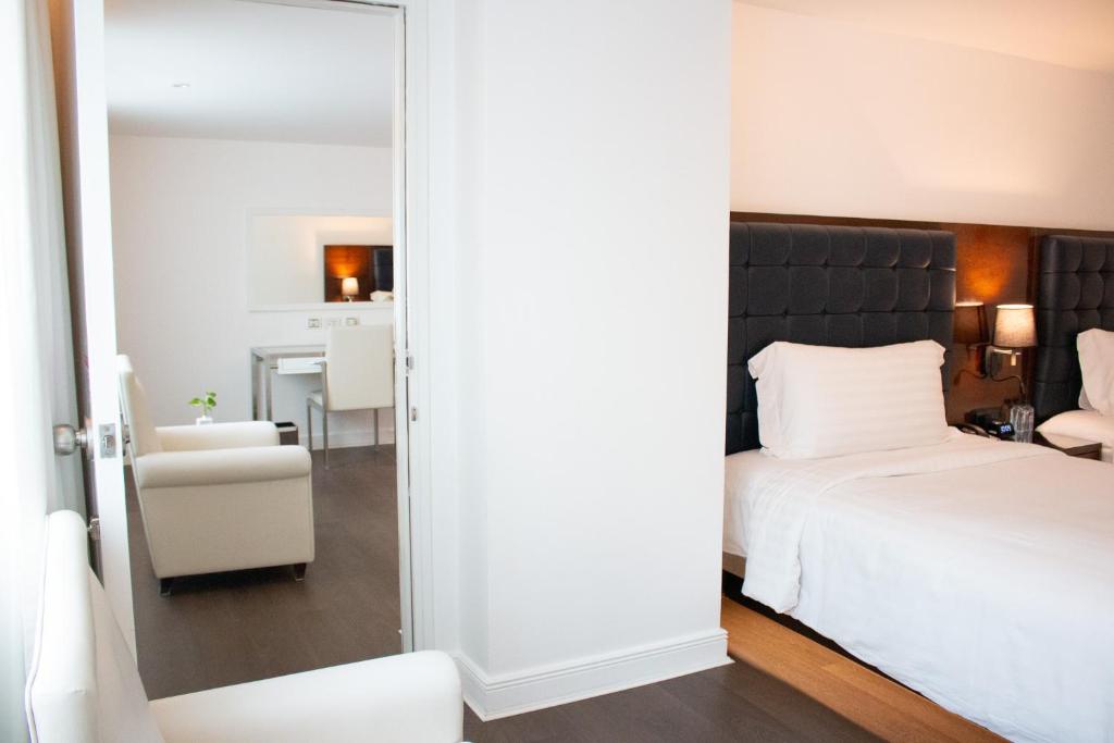 Night Hotel Bangkok - Sukhumvit 15 - Family Connecting Room