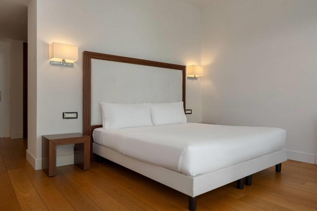Dolce by Wyndham Siracusa - I Monasteri Golf & Spa - Deluxe Queen Room