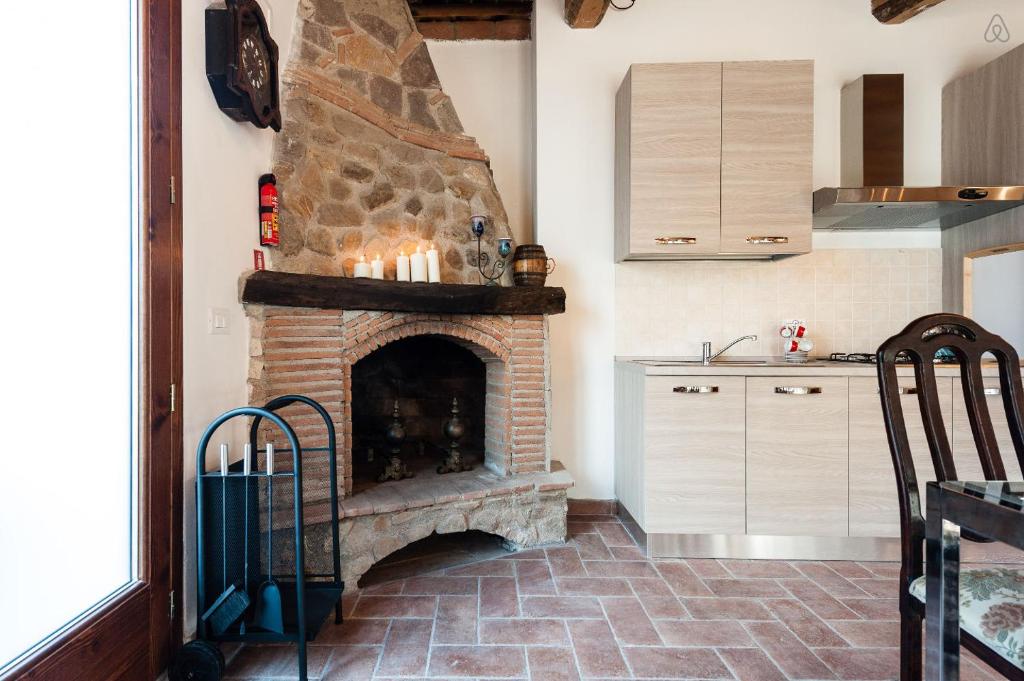 Kuchyňa alebo kuchynka v ubytovaní Vacation Home Tuscany Pisa-Lucca Studio apartment