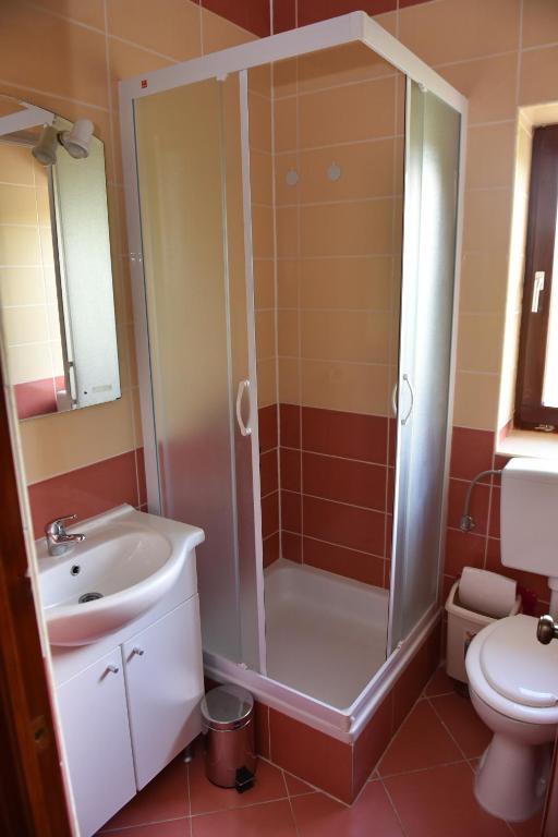 Bistro Kristina - Standard-Doppelzimmer