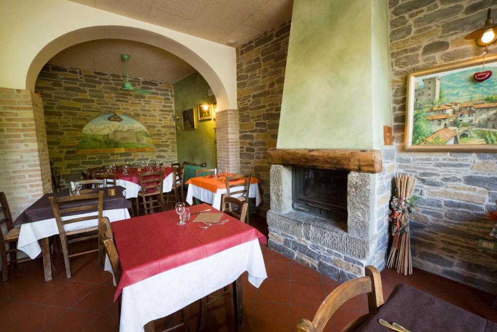 Restaurace v ubytování Albergo Il Sicomoro