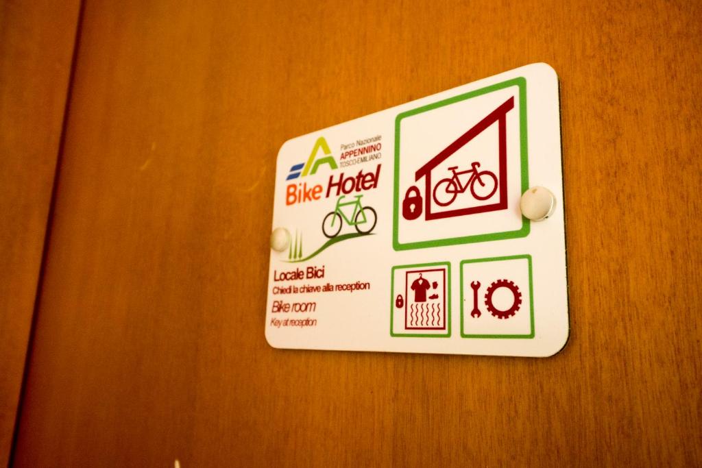 Certifikát, hodnocení, plakát nebo jiný dokument vystavený v ubytování Albergo Il Sicomoro