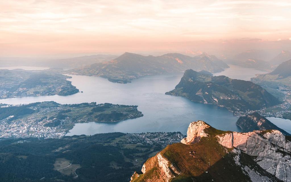 Hotel Pilatus-Kulm - Resim 16