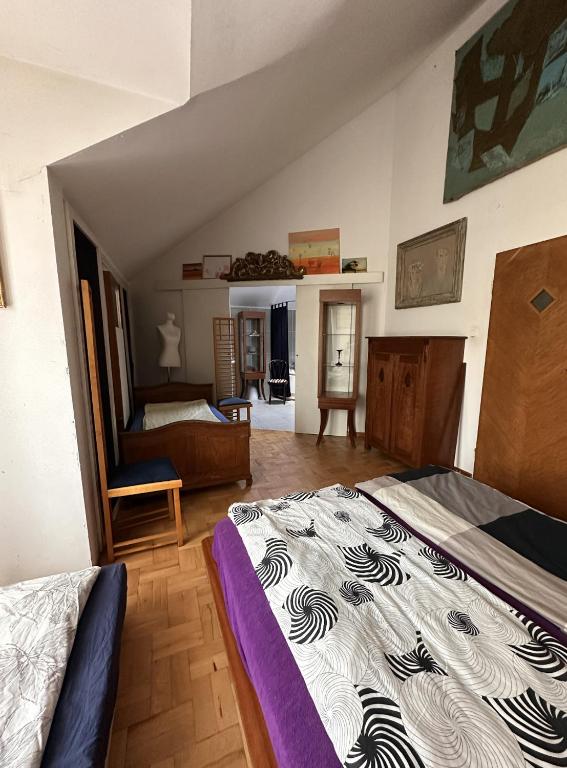 Villatopol - Family Room With Private Bathroom