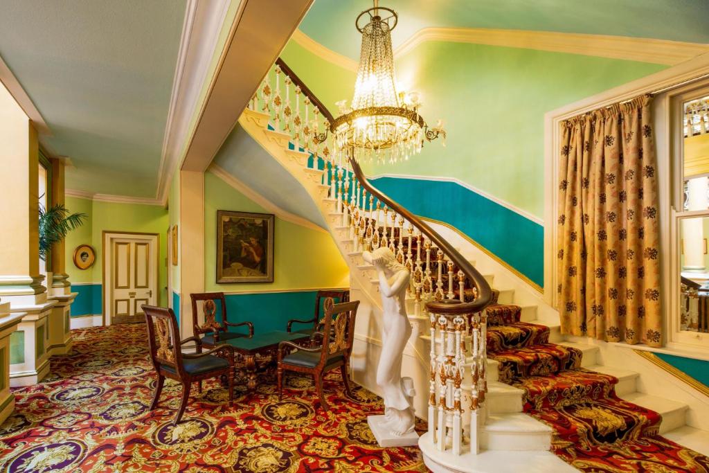 Royal Hotel - Resim 15