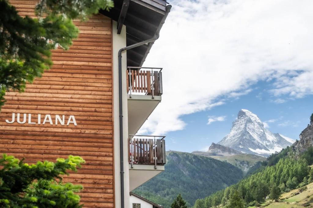 Modernes und schickes Apartment bei der Bergbahn by Inspiringplaces Zermatt