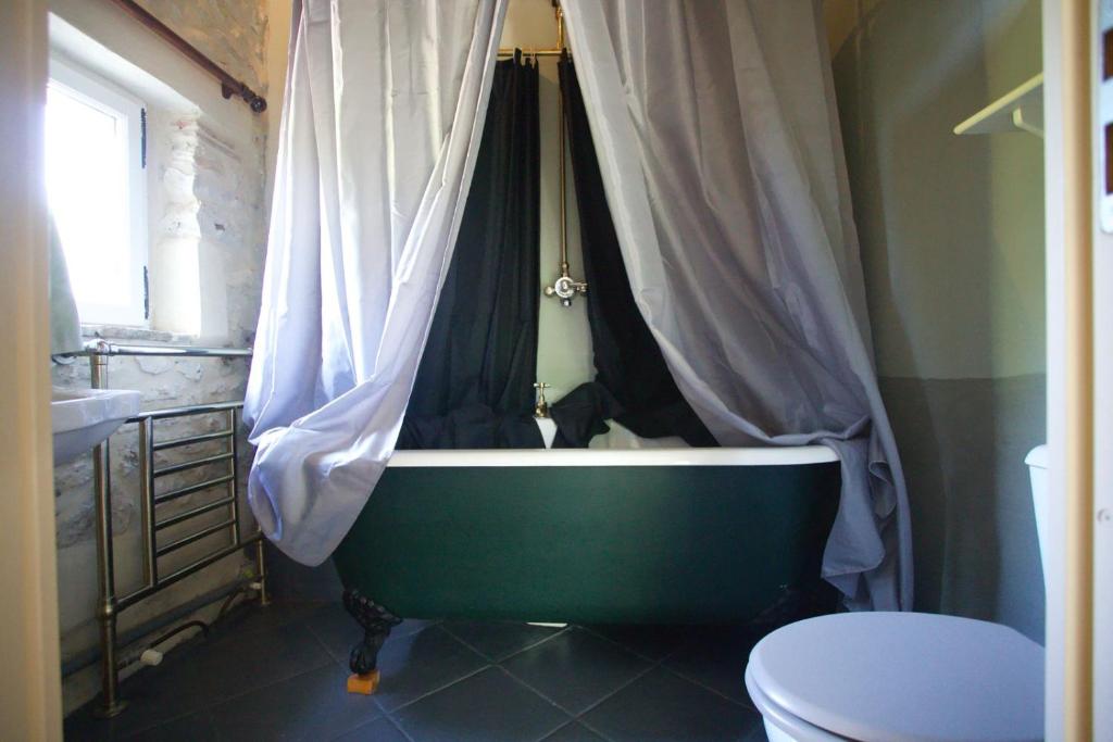 Imagen de la galería de Chambre d'hôtes en Dordogne proche Eymet, en Fonroque