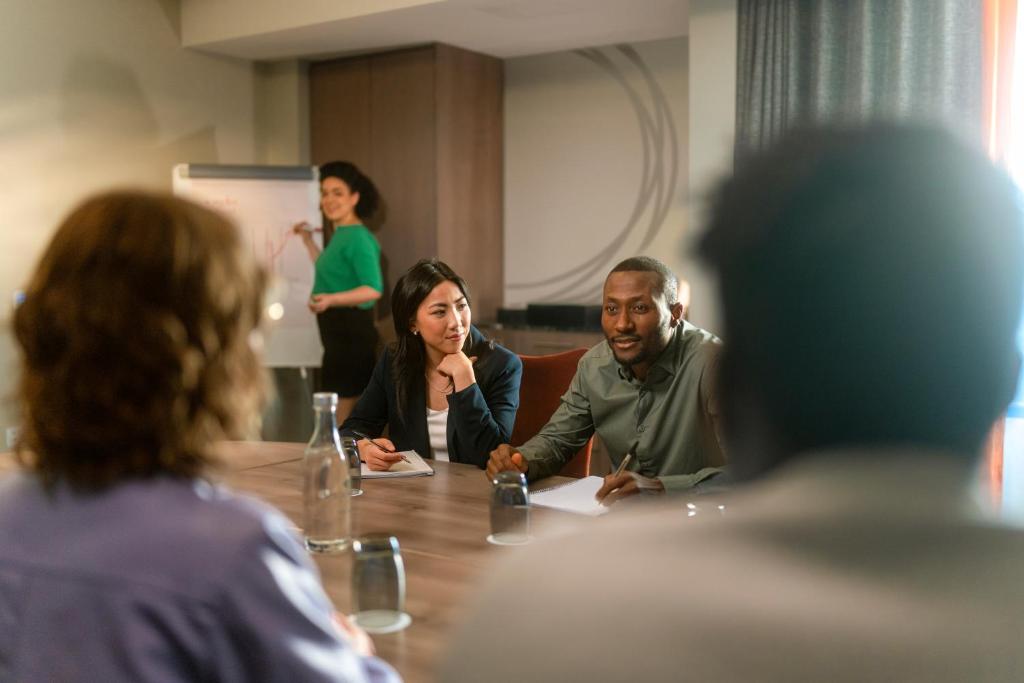 Clayton Hotel Glasgow City - Resim 43