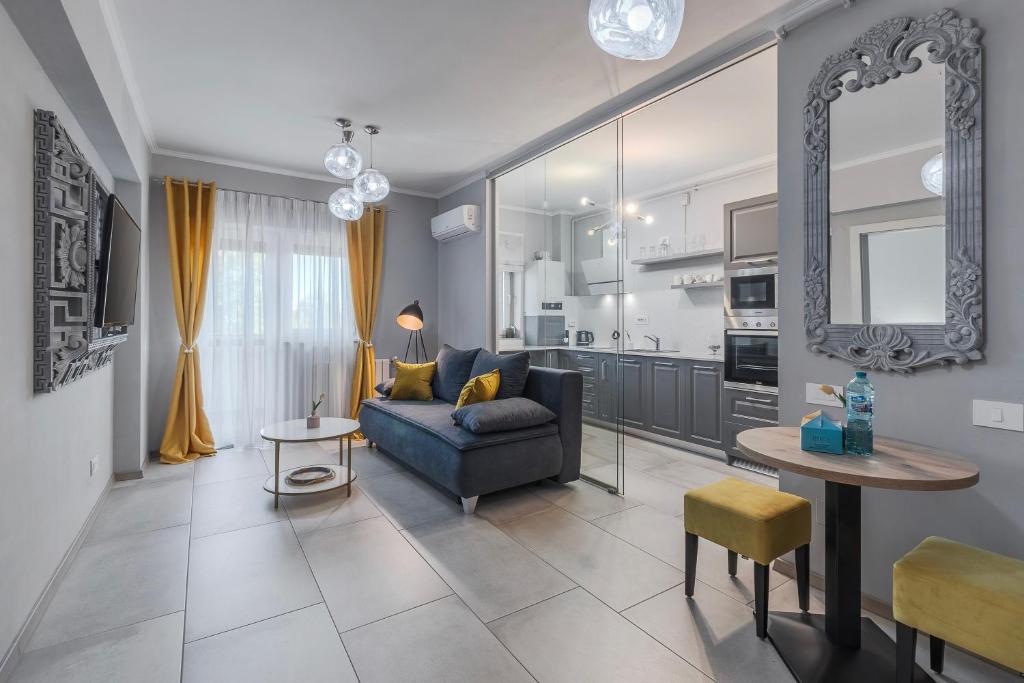 Dapur atau dapur kecil di GlassHouse Grey