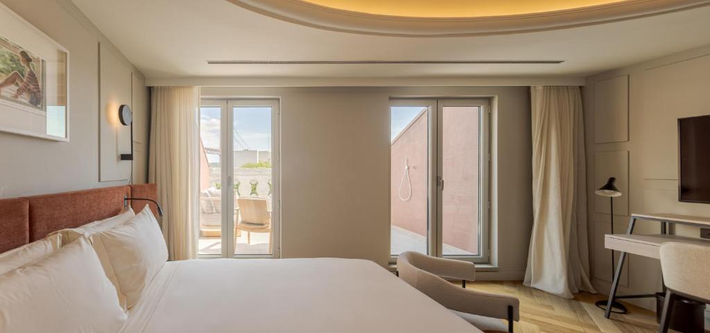 
Superior Queen Room with Terrace
