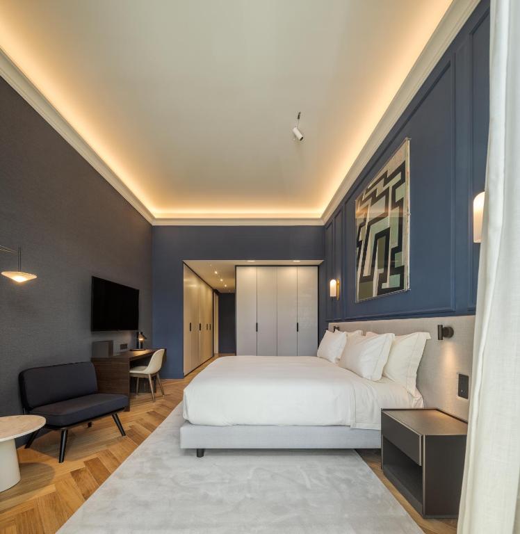 
Superior Deluxe Double Room 
