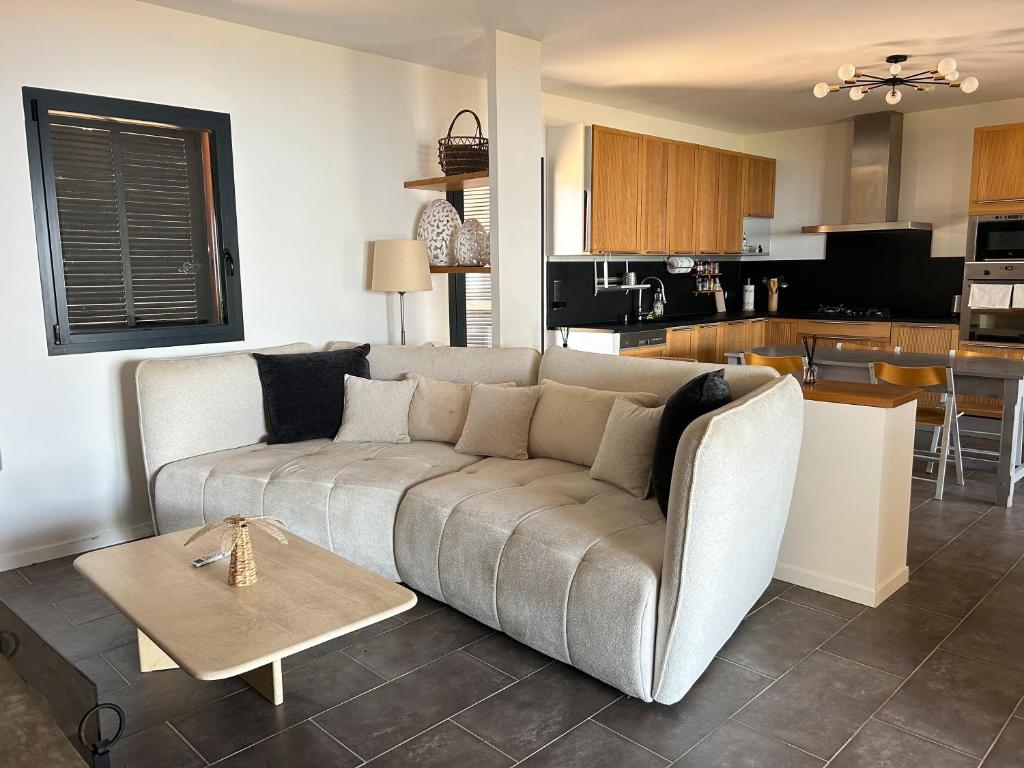 Kuchyň nebo kuchyňský kout v ubytování Villa Stella Di Mare