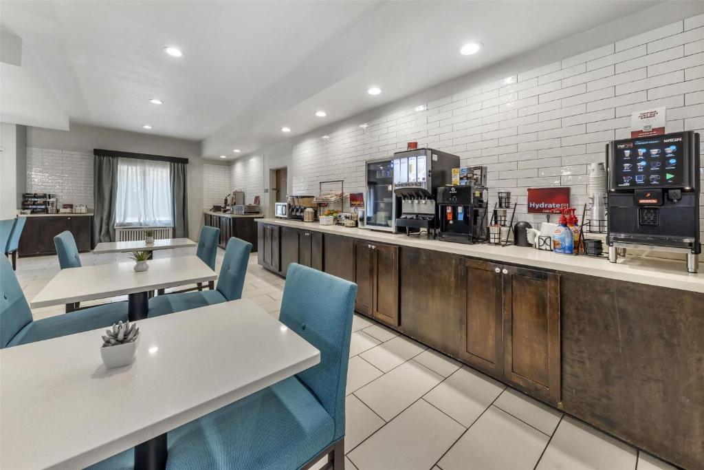 Best Western Plus Pauls Valley photo