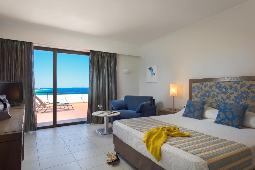 Olympic Palace Hotel - Habitación Doble O Gemela Con Vista Al Mar