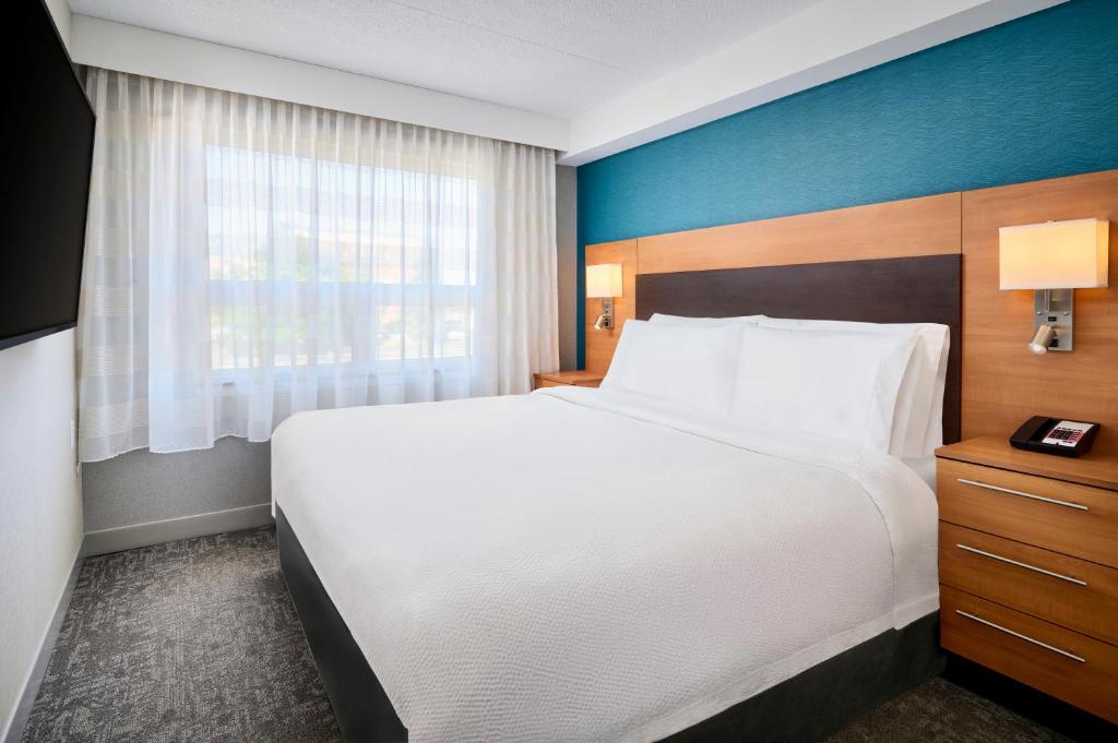 TownePlace Suites by Marriott Mississauga-Airport Corporate Centre - Resim 24