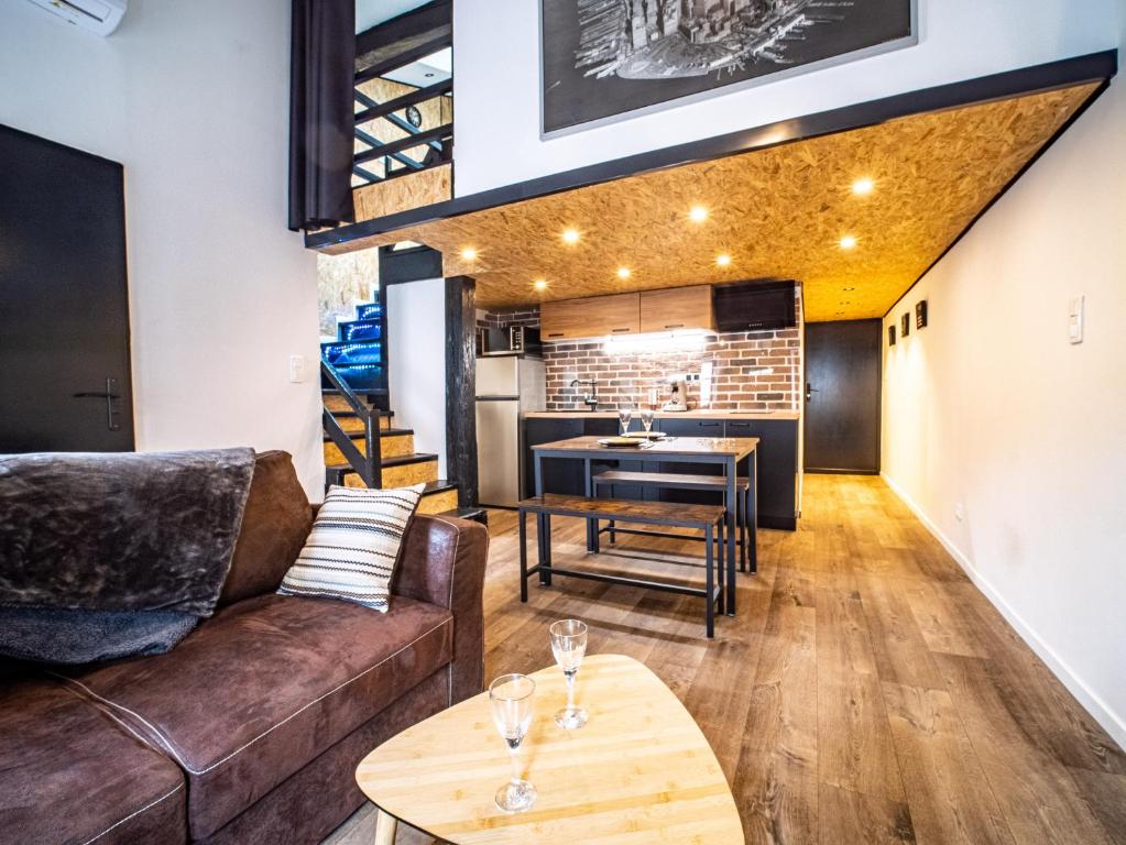 Η κουζίνα ή μικρή κουζίνα στο Le Petit New York Industriel Hyper Centre Place Stan Logements Insolites