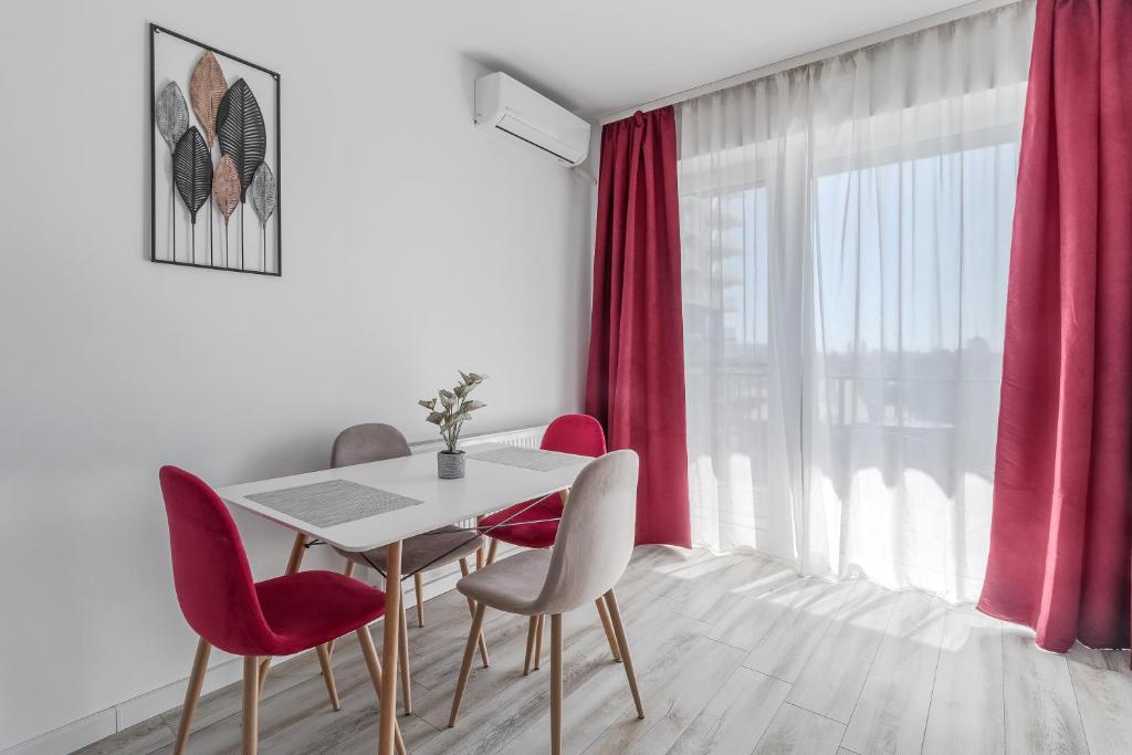 Φωτογραφία από το άλμπουμ του Home Guest - Apartment 9 σε Oradea
