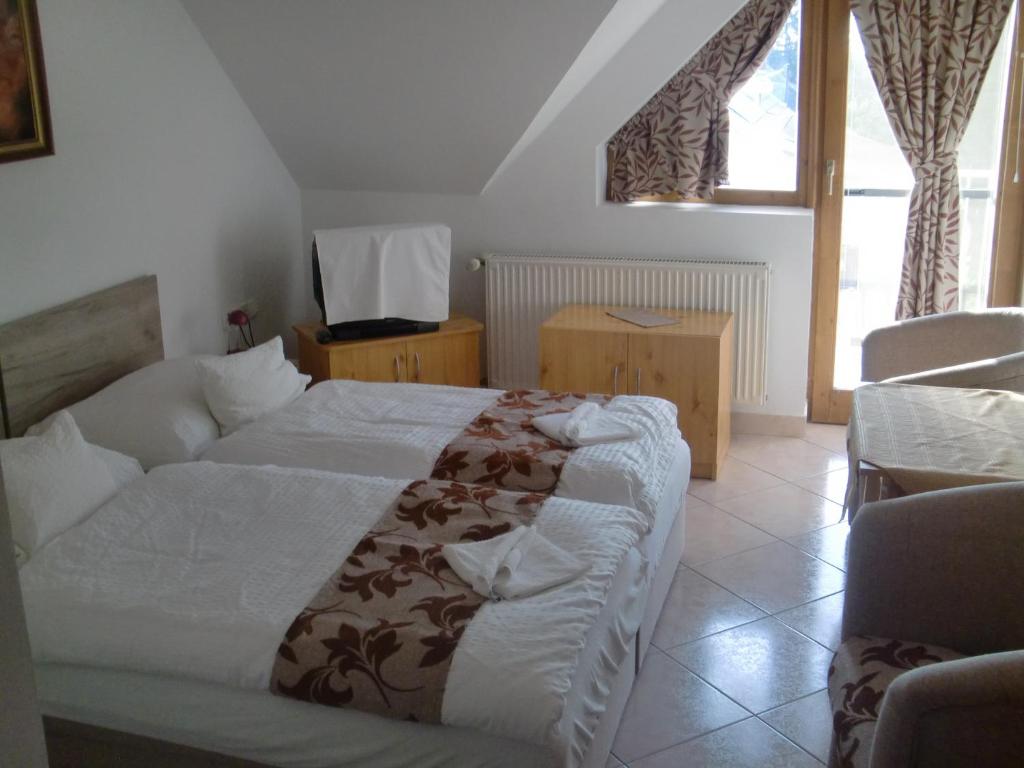 Varga Apartmanház - Departamento
