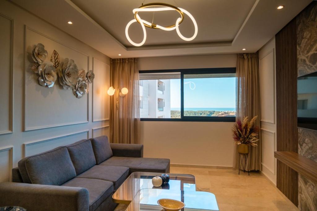 Χώρος καθιστικού στο 2BR Prestigia Hay Riad with swimmingpool