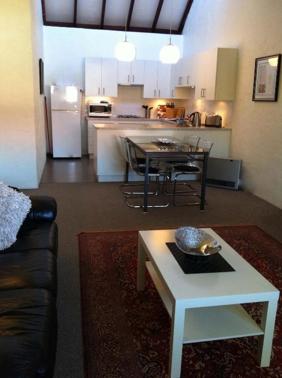 Kenata-Fairway Apartment Hotel - Appartamento Con Due Camere Da Letto