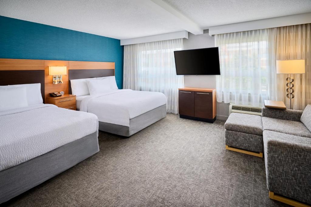 TownePlace Suites by Marriott Mississauga-Airport Corporate Centre - Resim 2