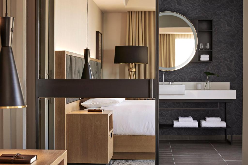 Kimpton Sawyer Hotel by IHG photo