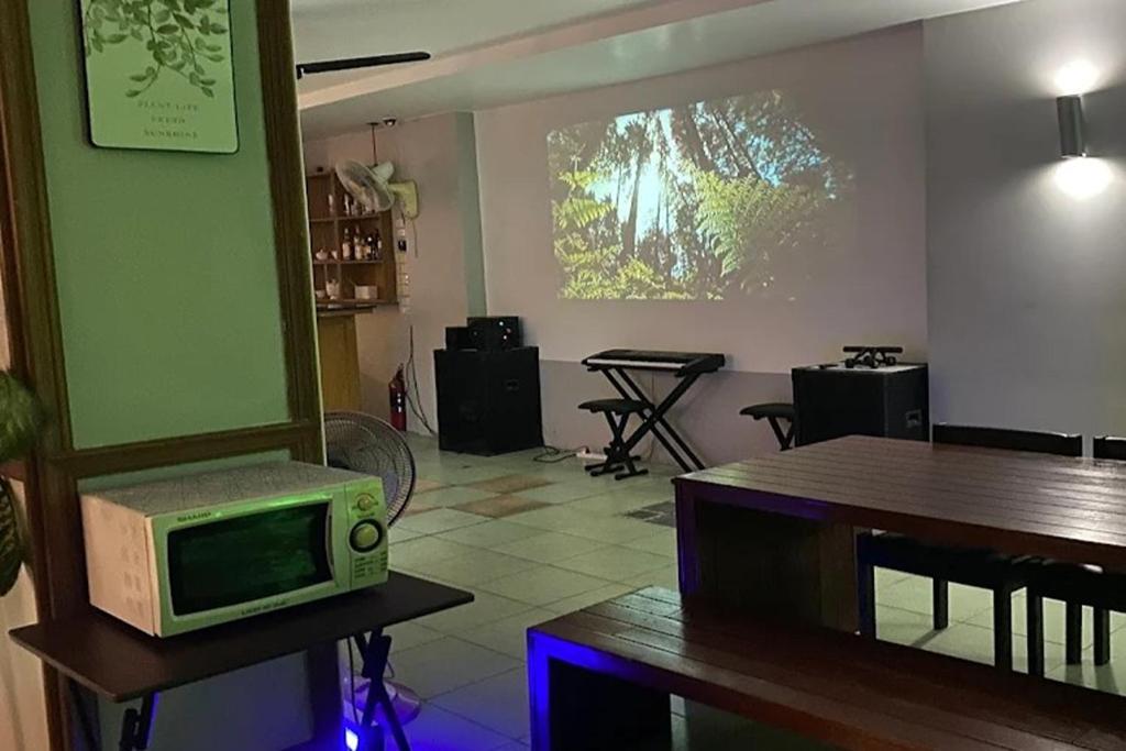 Emerald Hotel Chonburi - Resim 11