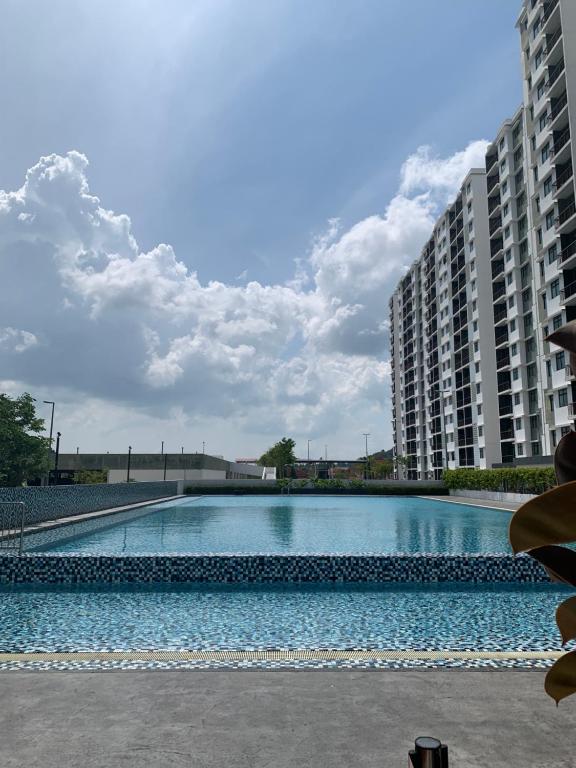 Swimmingpoolen hos eller tæt på Latte Homestay Desaru