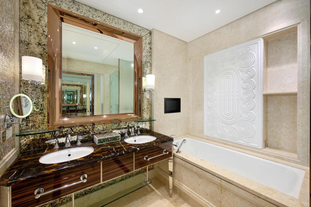 The Reverie Saigon - 5