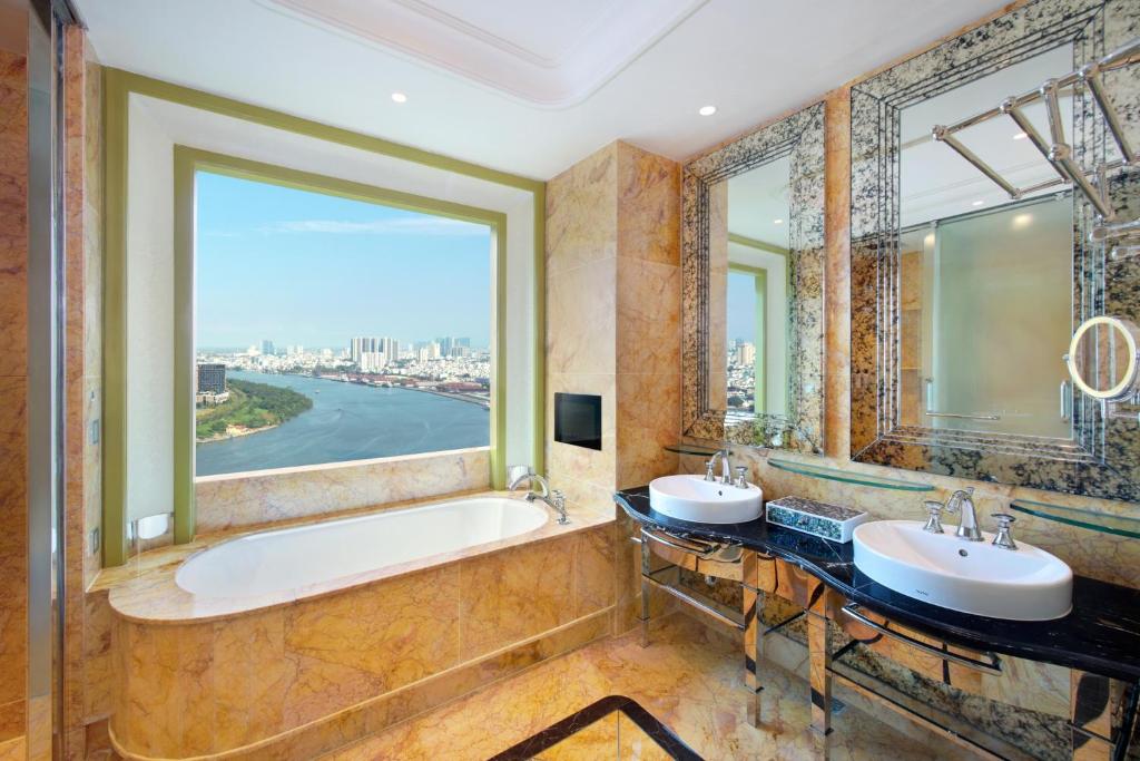 The Reverie Saigon - 9