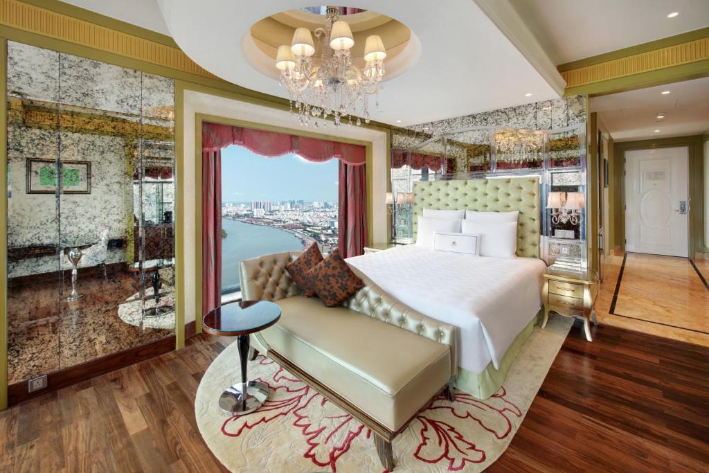 The Reverie Saigon 6