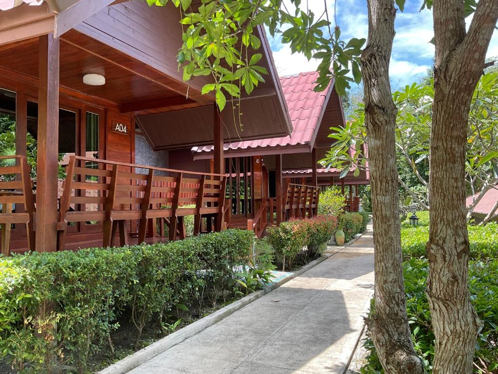 Siam Lanta Resort - SHA Extra Plus - 11