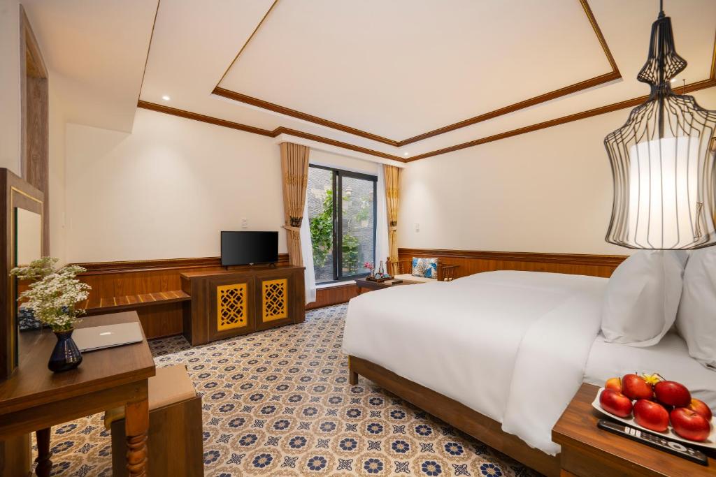 Essence Double/Twin Room, Balcony with Limited View