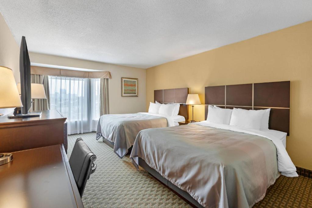 Quality Inn & Suites photo