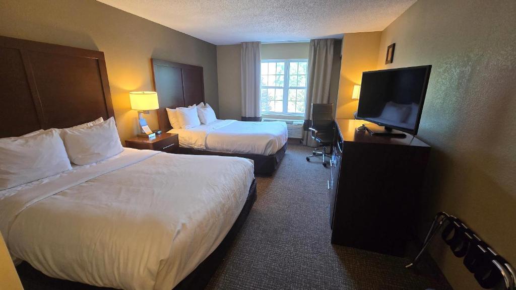 Comfort Inn & Suites Grafton-Cedarburg - Habitación Con 2 Camas Grandes - No Fumadores