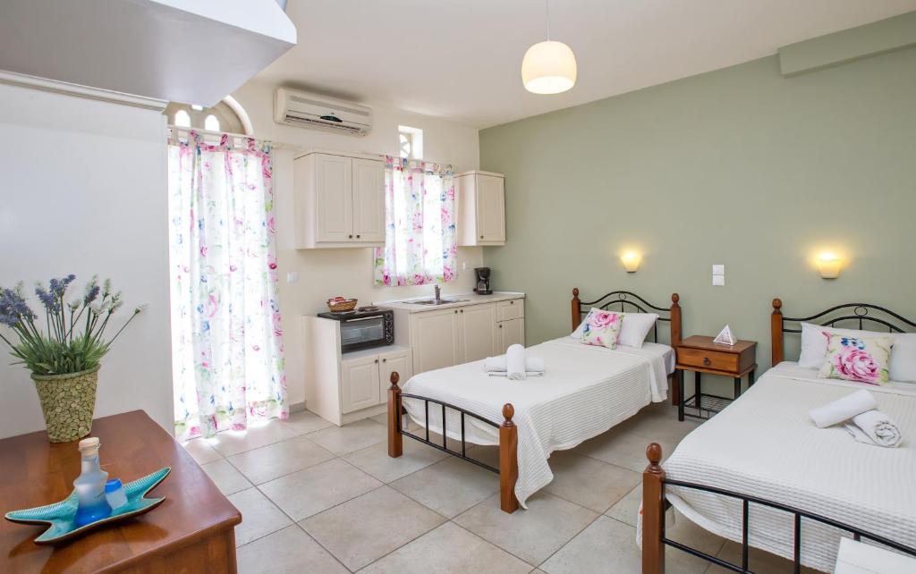 Tiniotissa Studios - 4